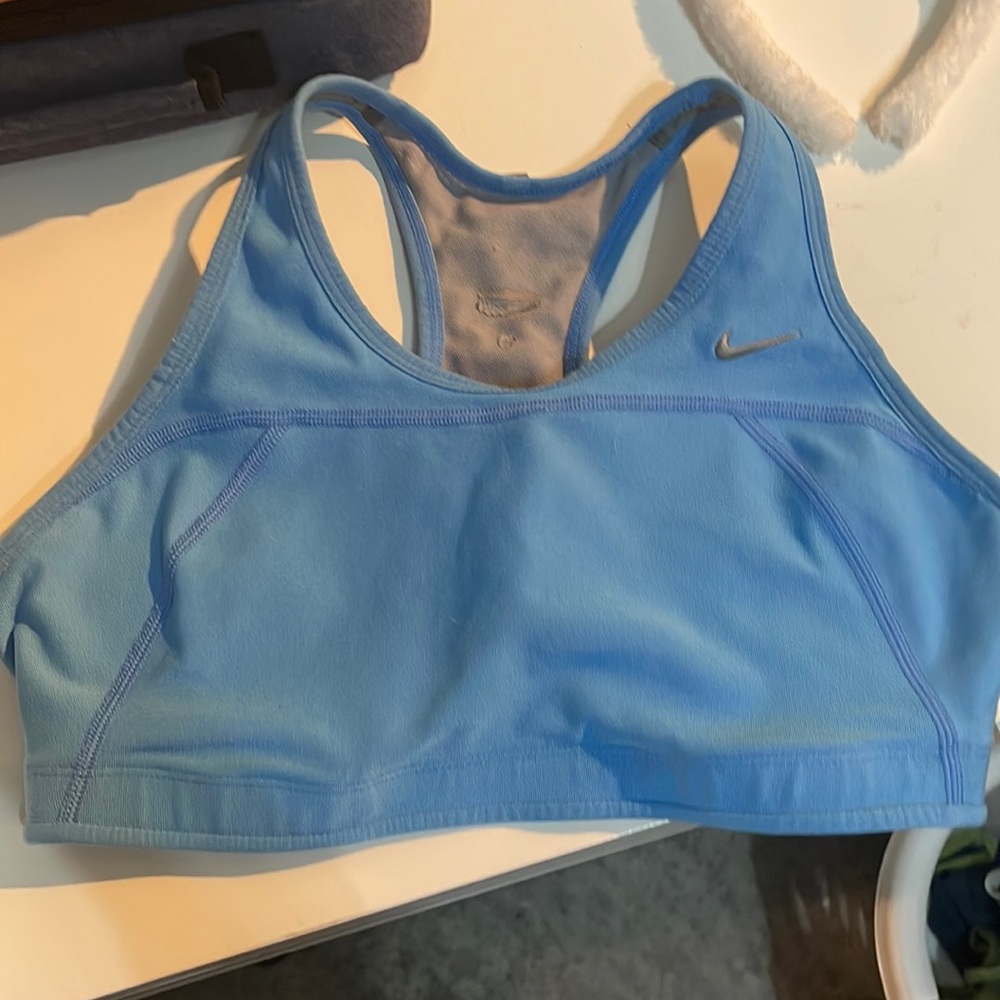 nike sports bra